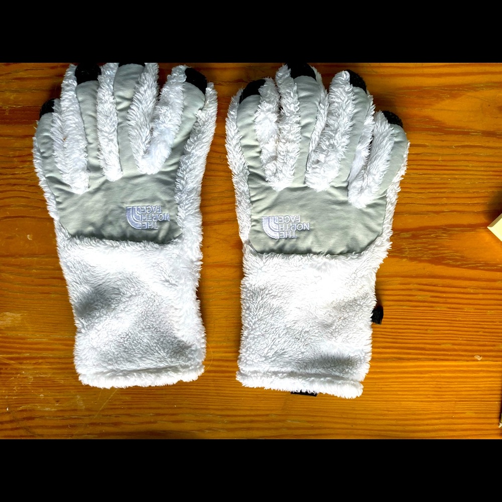 North Face fuzzy gloves in white